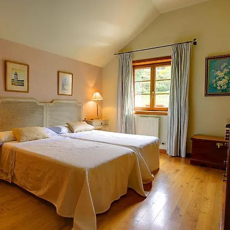 Sleeps 8 Pool Wifi * Baiona