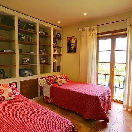 Sleeps 8 Pool Wifi Villa Baiona